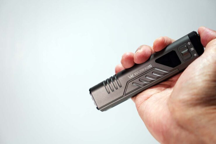 Wurkkos フラッシュ＆タクティカルLEDライト TD11